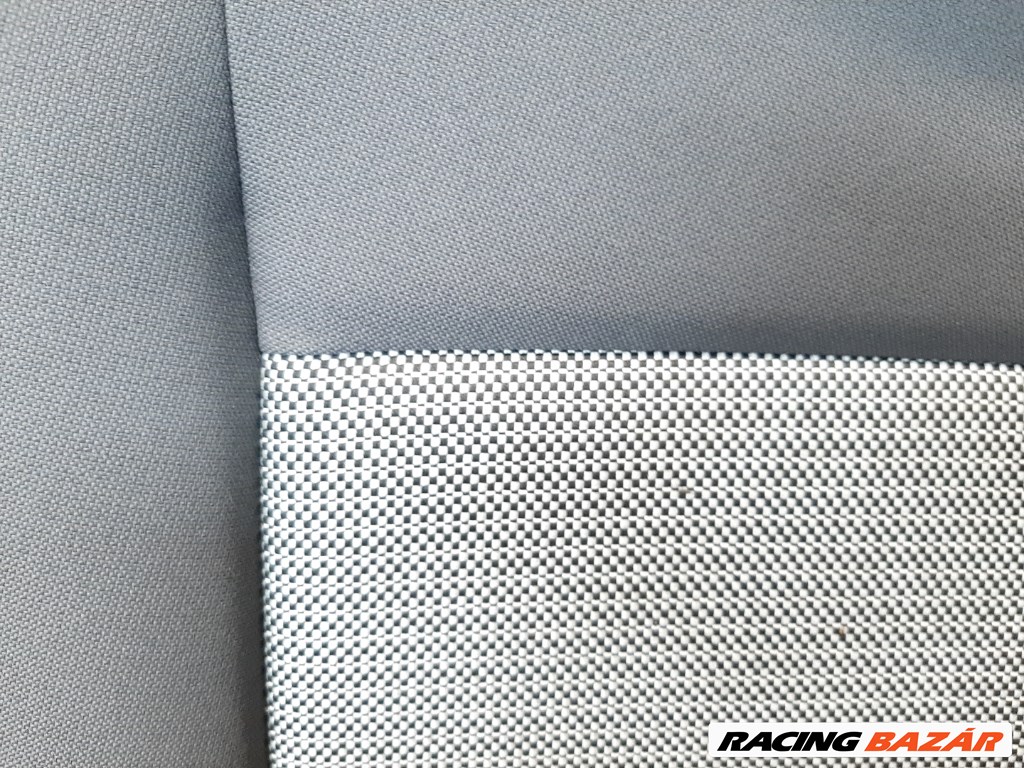 Seat Ibiza 5 ajtós hátsó ülés 4. kép