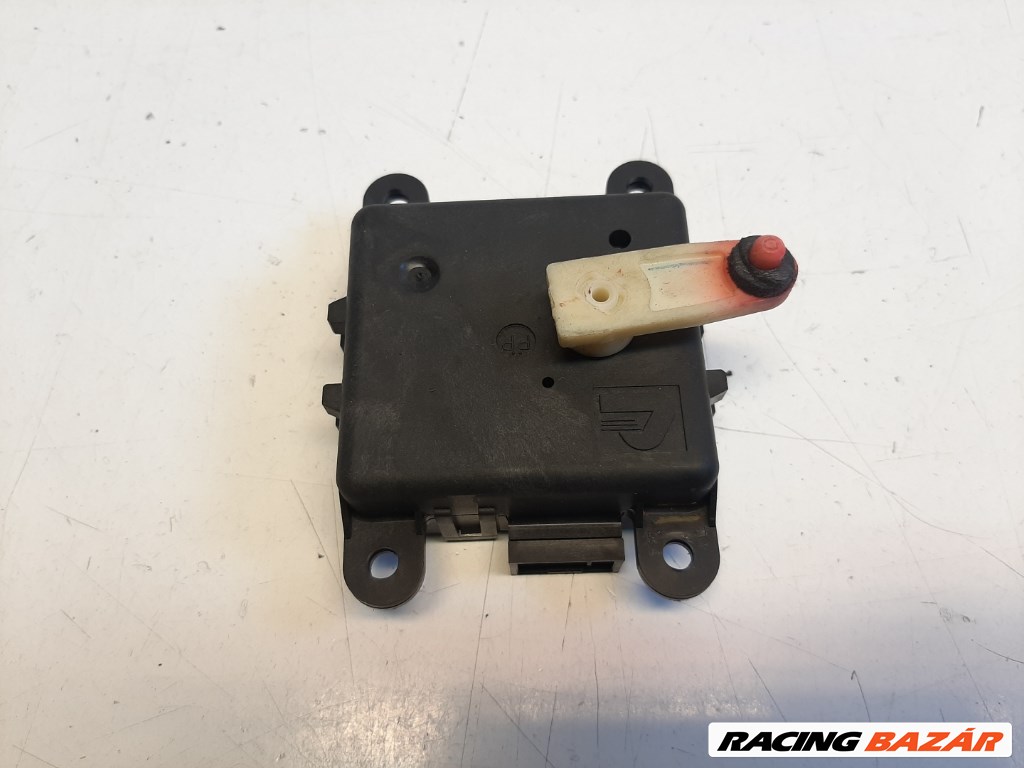 Nissan Qashqai (J10) fûtés állító motor A24820A7700000 1. kép