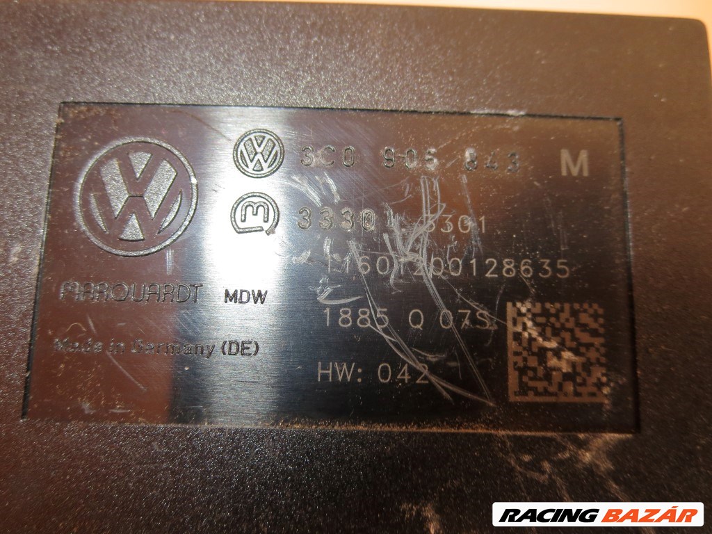 Volkswagen Passat VII 4 ajtós zárgarnitúra 6. kép