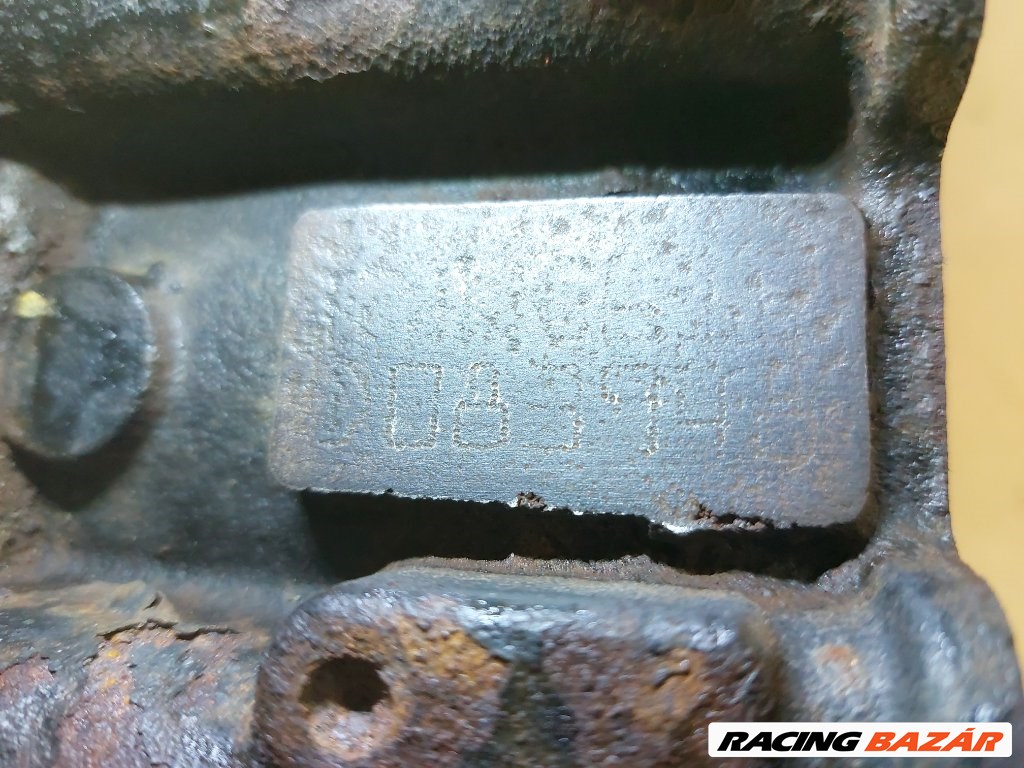 Dacia Dokker  motorblokk fûzött hengerfej nélkül 6. kép