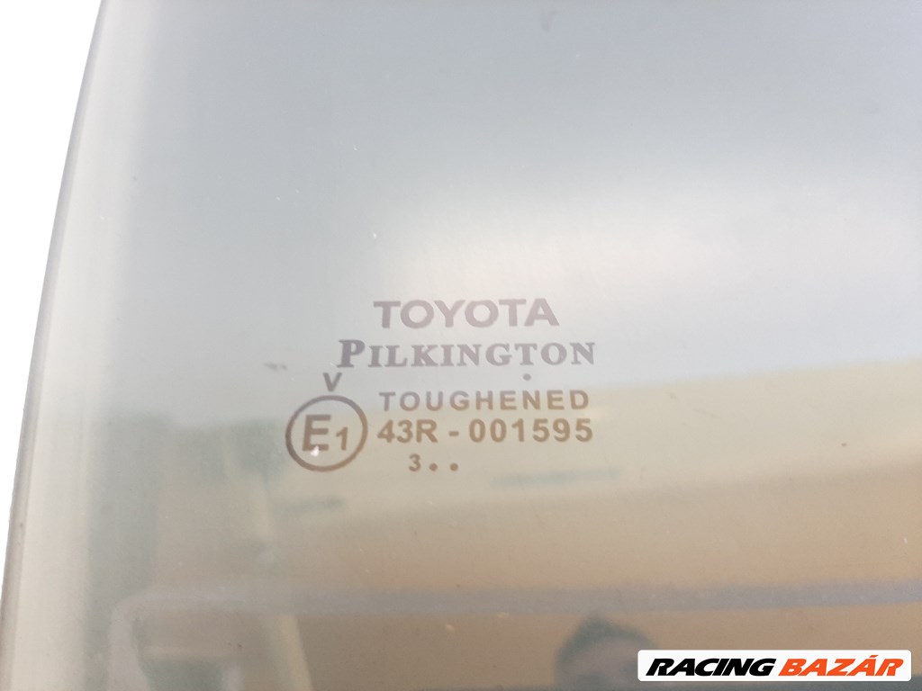 Toyota Auris kombi jobb hátsó ajtó üveg lejáró 2. kép