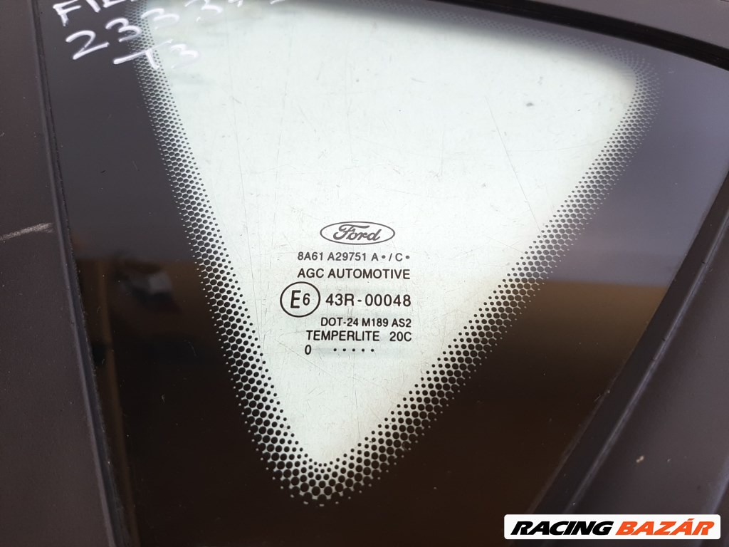 Ford Fiesta 5 ajtós bal hátsó oldalfal üveg (karosszéria oldal üveg) 8A61A29751A 2. kép