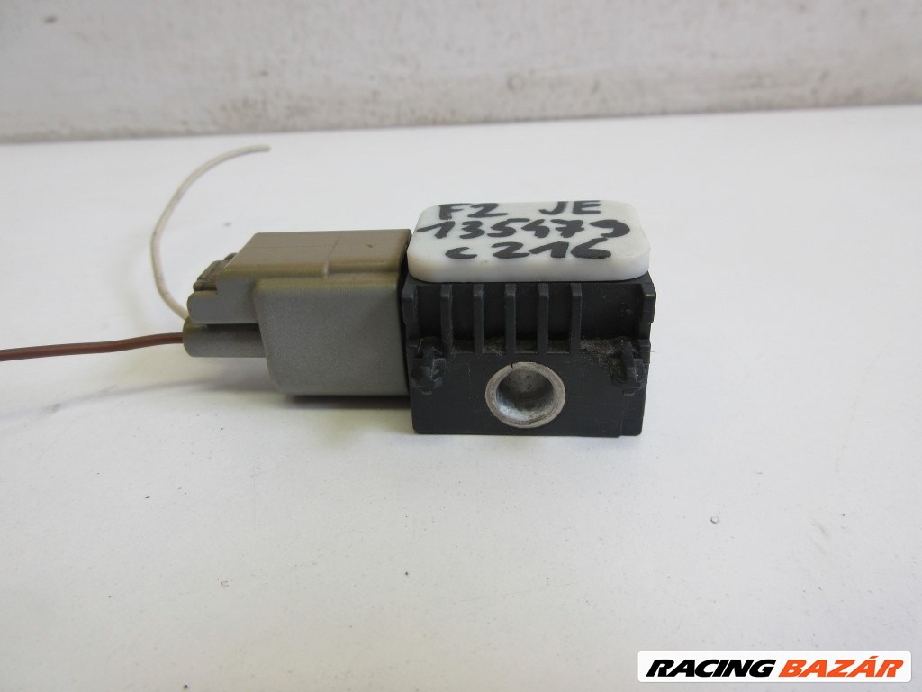 Ford Focus jobb elsõ légzsák oldalütés érzékelõ 3M5T14B342AB 2. kép