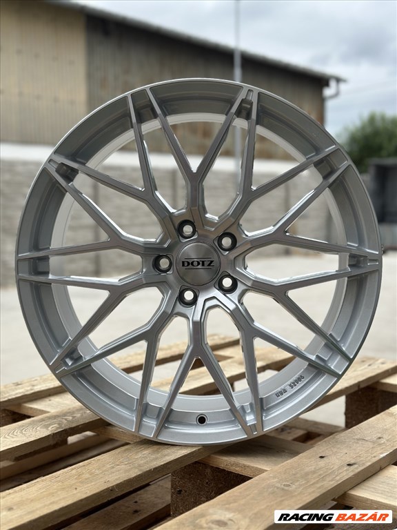 R20 5x112 (70,1) DOTZ Suzuka Blaze - Silver Polished 9J ET28 NEW - 799 EUR / set  6. kép