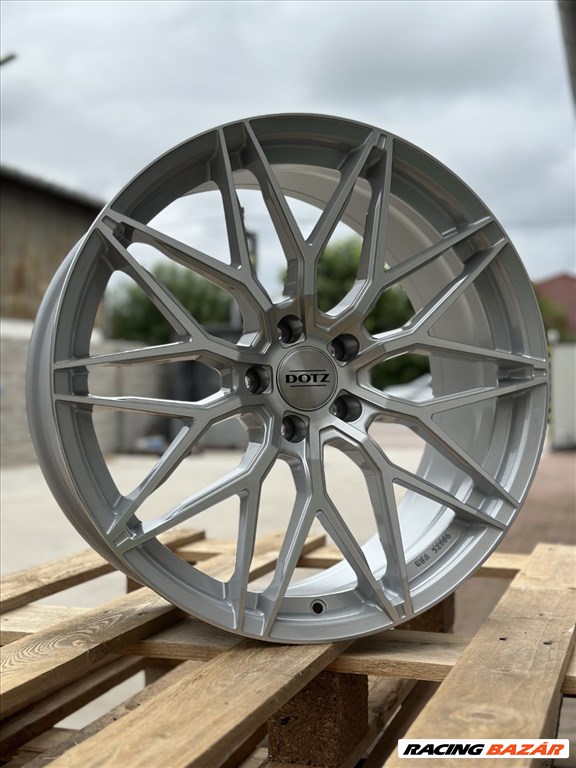 R20 5x112 (70,1) DOTZ Suzuka Blaze - Silver Polished 9J ET28 NEW - 799 EUR / set  7. kép