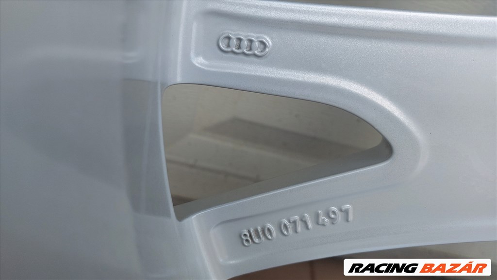 Gyári, Audi Q3 8U 17" alufelni Téli gumik Agy 57.1 11. kép