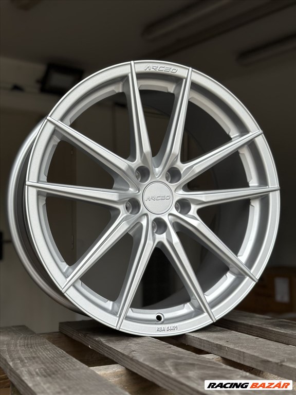 R19 5x112 (73,1) ARCEO MONACO - White-Silver 8.5J ET30 - 9.5J  Kétszéles 2. kép
