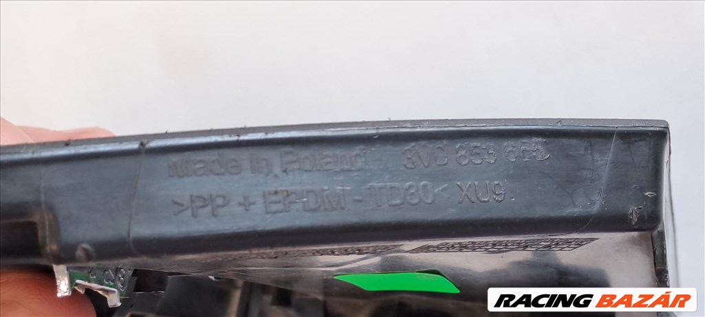 Skoda Superb első lökhárítóhoz szellőzőrács sk4242134 4. kép