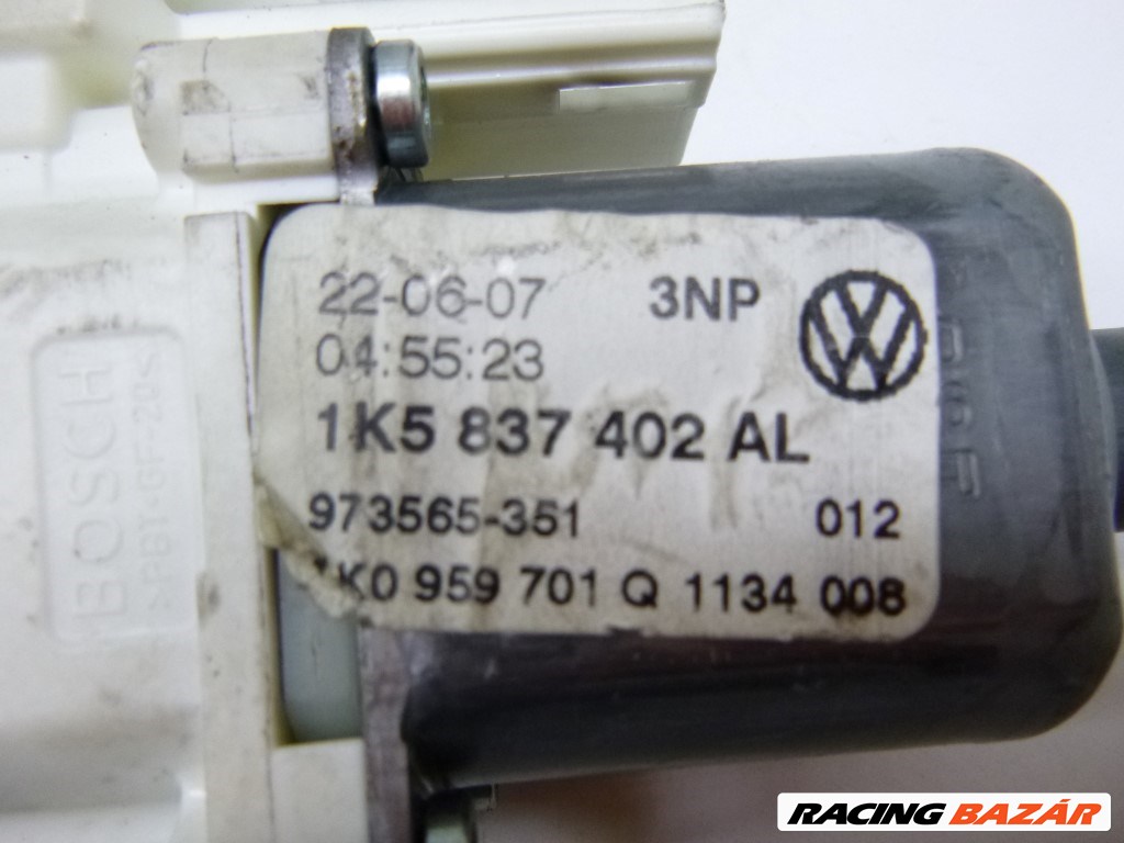 Volkswagen Golf V kombi (1K) jobb elsõ ablakemelõ motor 1K5837402AL 2. kép