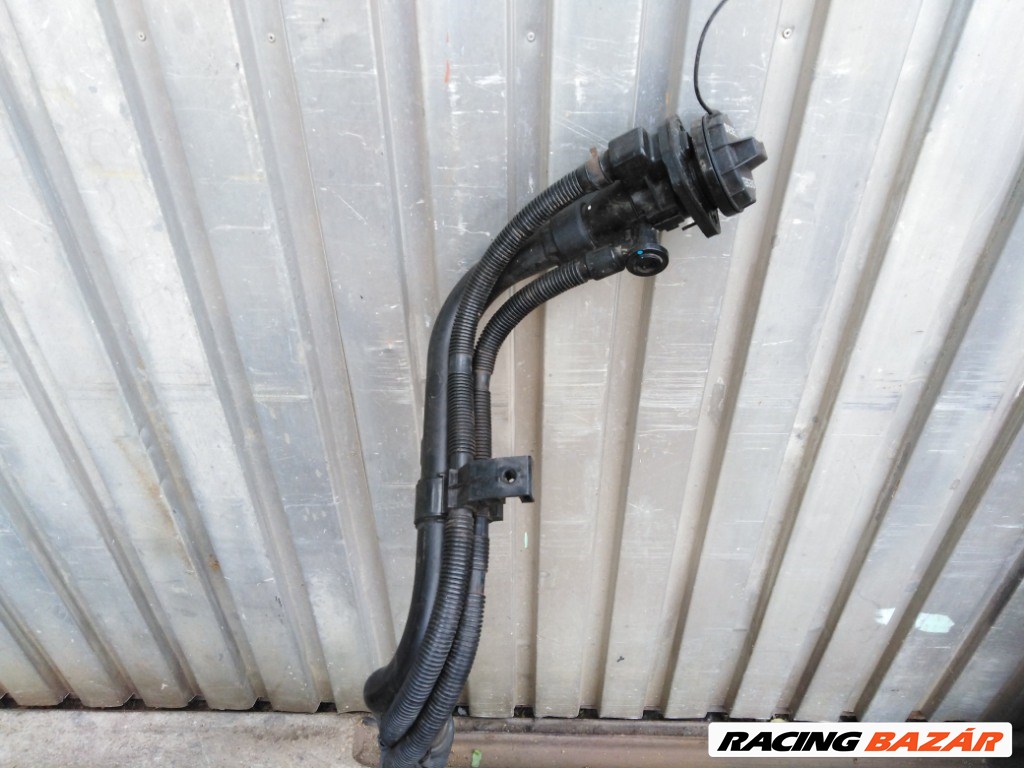 Hyundai IX35 (ELH) üzemanyag tank (üzemanyagtartály) 311002Y230 2. kép