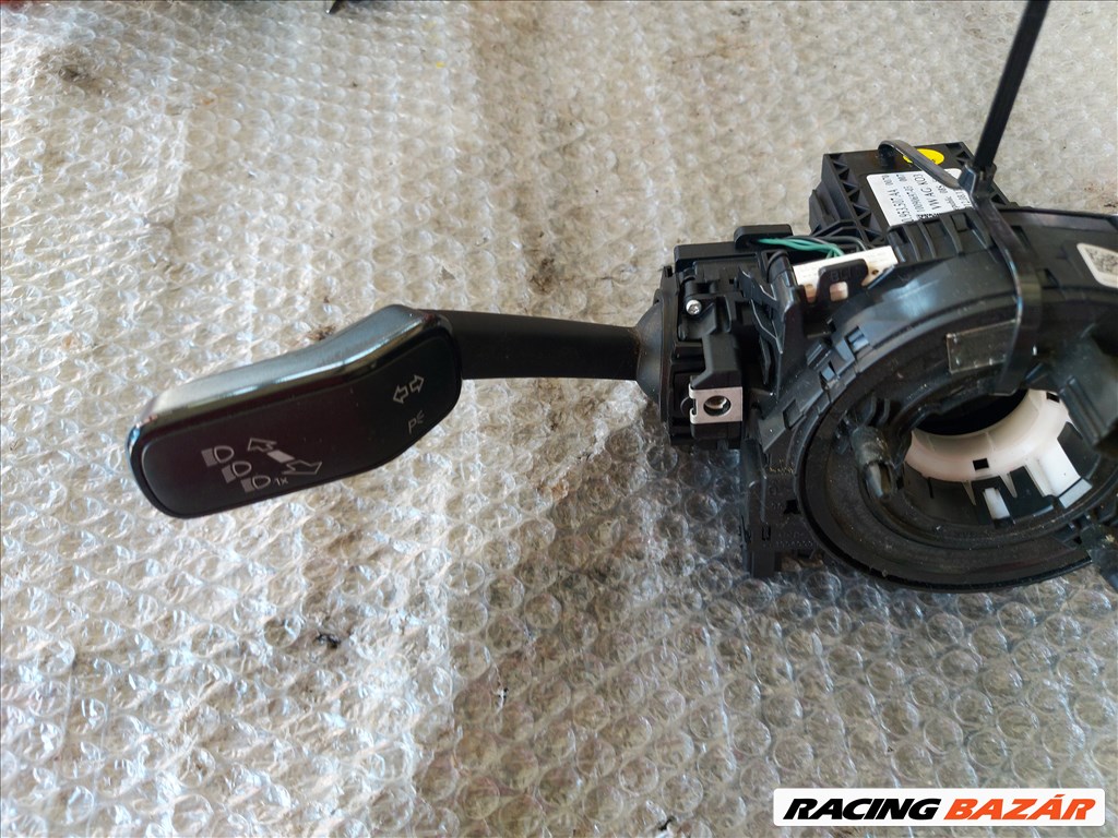 Skoda Octavia III bajuszkapcsoló, kormánykapcsoló  5q0953507aa 2. kép