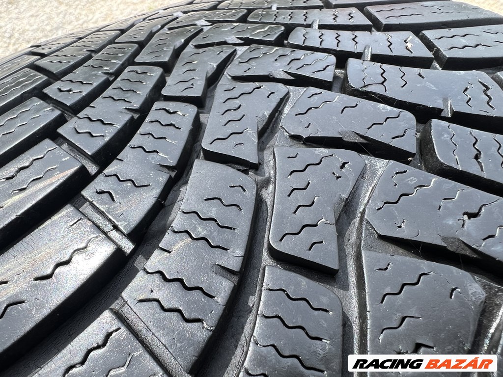 235/55 R17 Falken Eurowinter HS01 téli gumi 6mm 4. kép