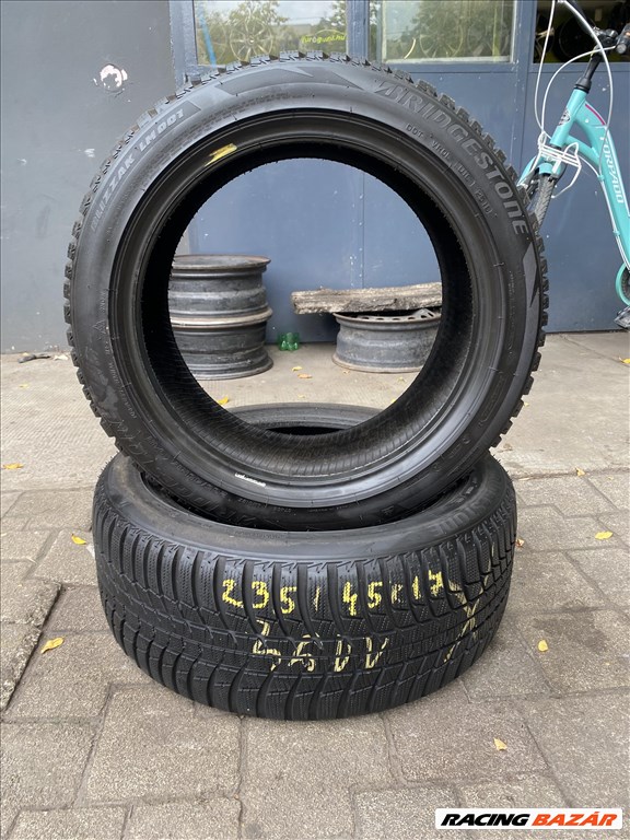  235/45R17 újszerű Bridgestone Blizzak LM001 téli gumi 2db 2. kép