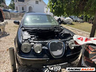 Jaguar S-Type bontott alkatrészei vagy egyben bontásra eladó Motor váltó nincs