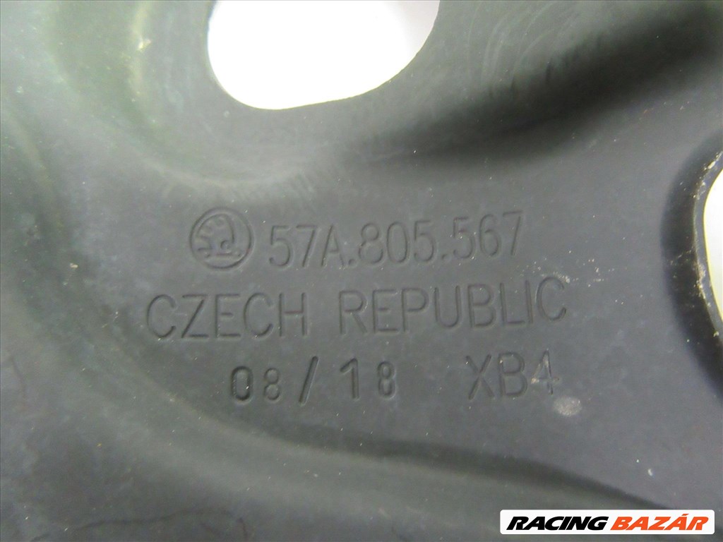 Škoda Karok motorháztető zár tartó 57a805567 3. kép