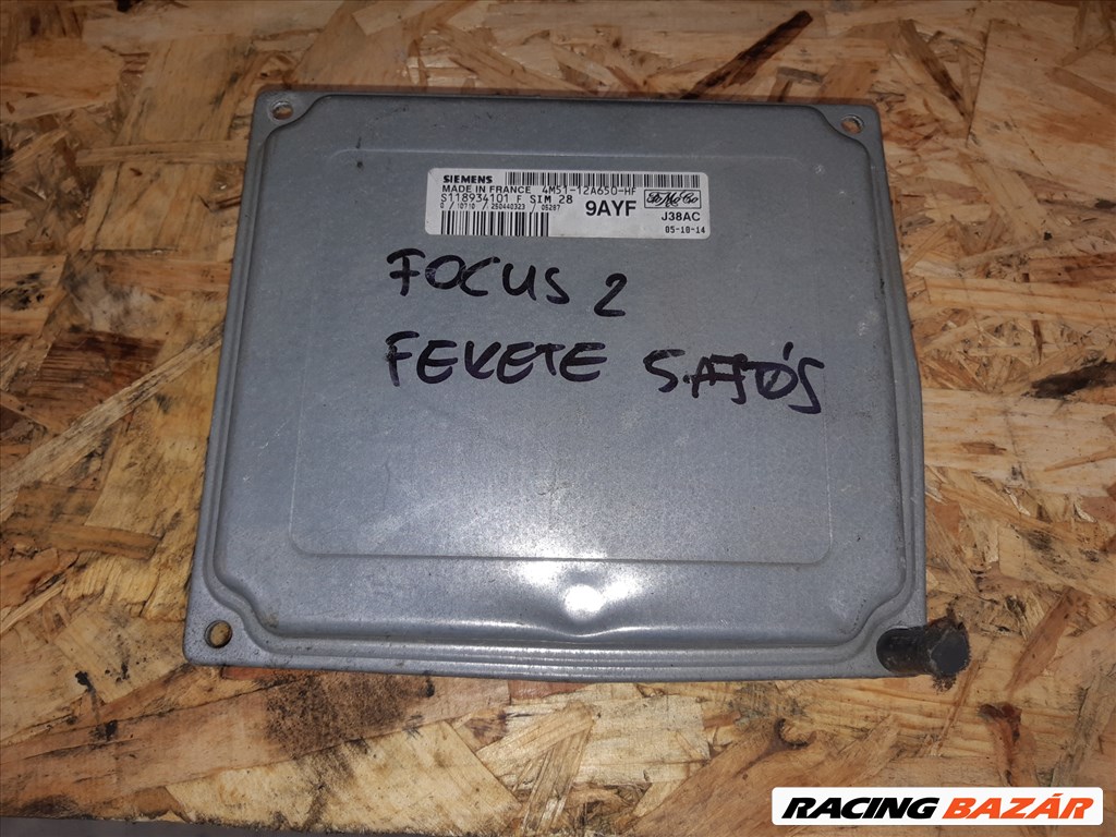 Ford Focus II Motorvezérlõ / ECU 4M5112A650 1. kép