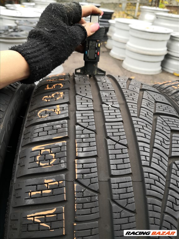 235/35 R19 és 295/30 R19 Pirelli téli gumi 155000ft a 4db/140/ 3. kép