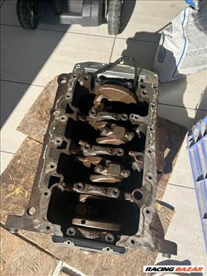 fűzött fűzött blokk+hengerfej 