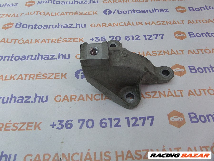 Ford Focus III MK3 Eladó bontott gyári 1.0 Ecoboost bal váltón lévő váltó tartó bak 2. kép