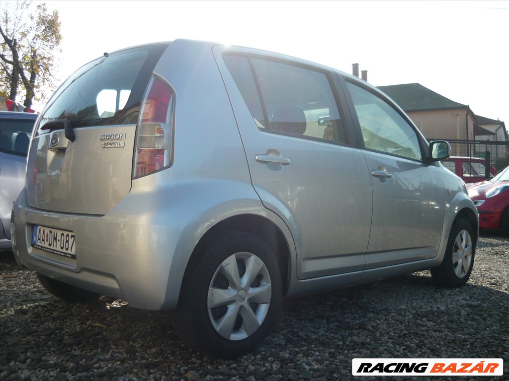 Eladó Daihatsu Sirion 1.0 (998 cm³, 70 PS) 3. kép