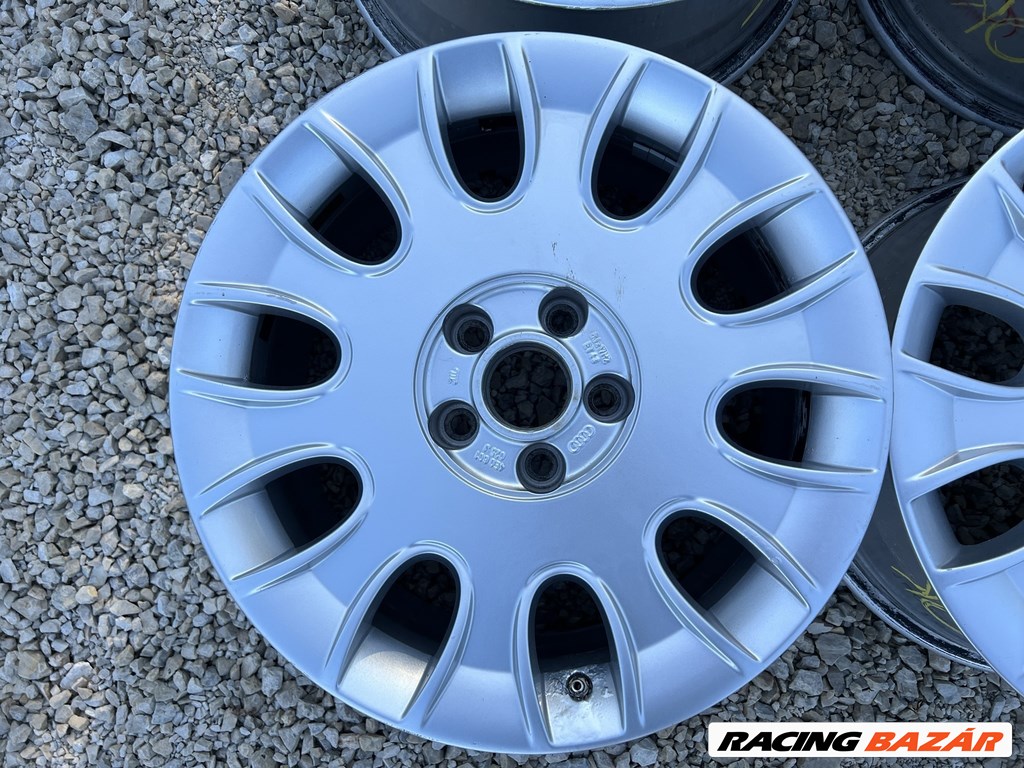 5x112 17" Audi gyári alufelni 8Jx17h2 ET43 2. kép