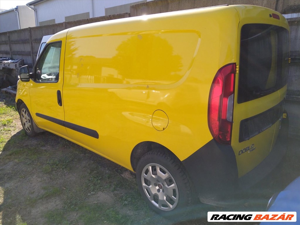 Fiat Doblo II bontott alkatrészei 4. kép