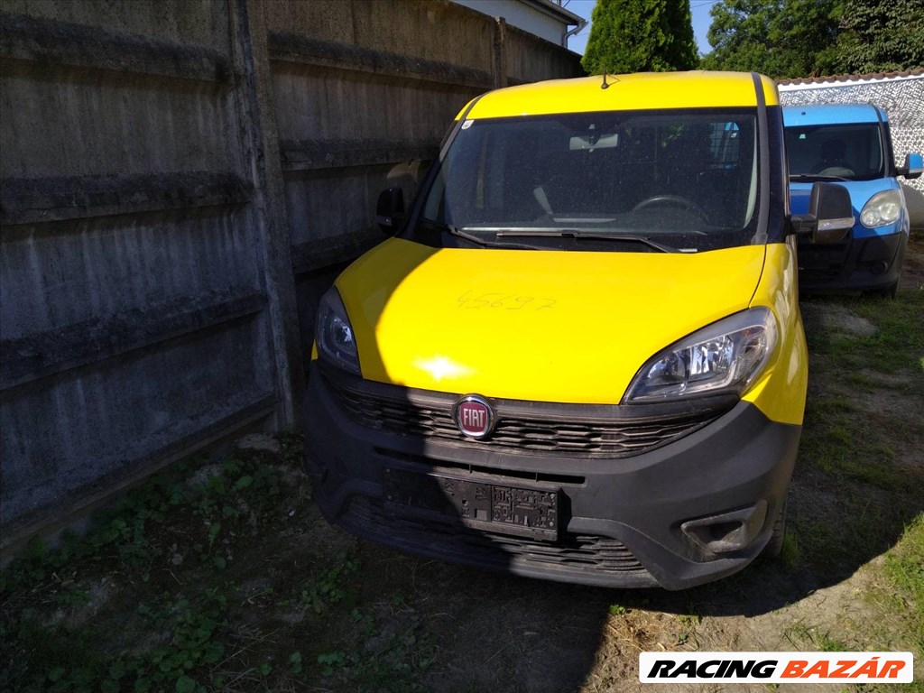 Fiat Doblo II bontott alkatrészei 5. kép