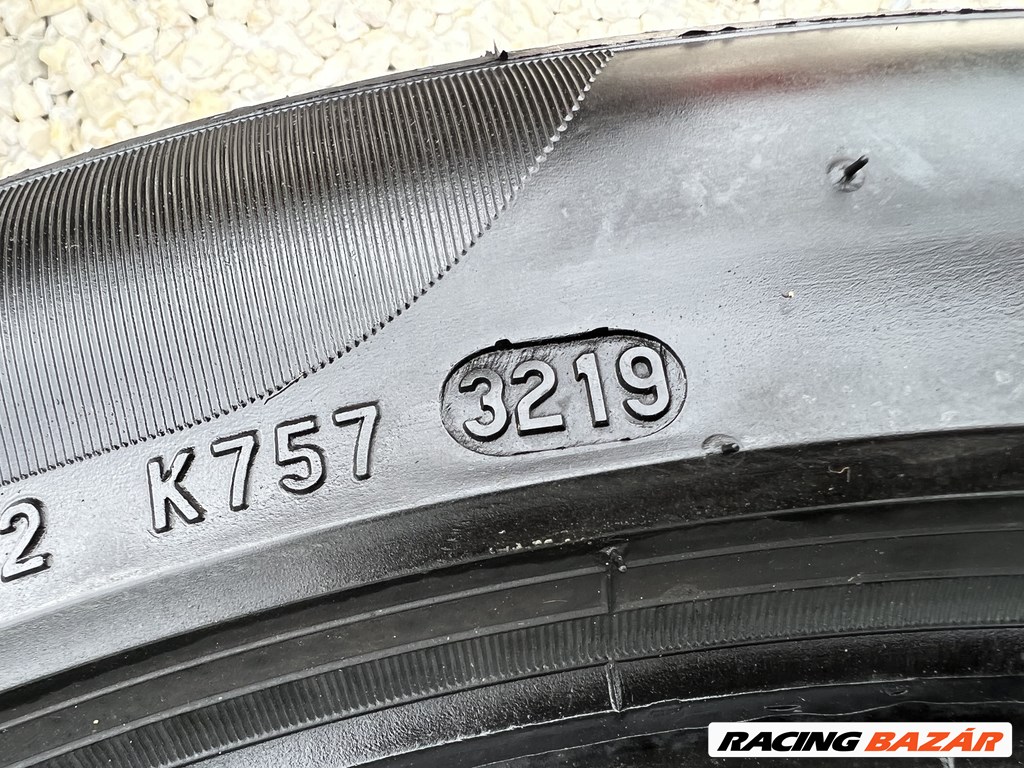 275/40 R19 Pirelli PZero nyári gumi 7,5mm 7. kép