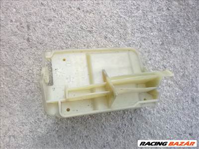 Volkswagen Passat B5 B5.5 Fűtéslapát állító motor tartó 741130383f