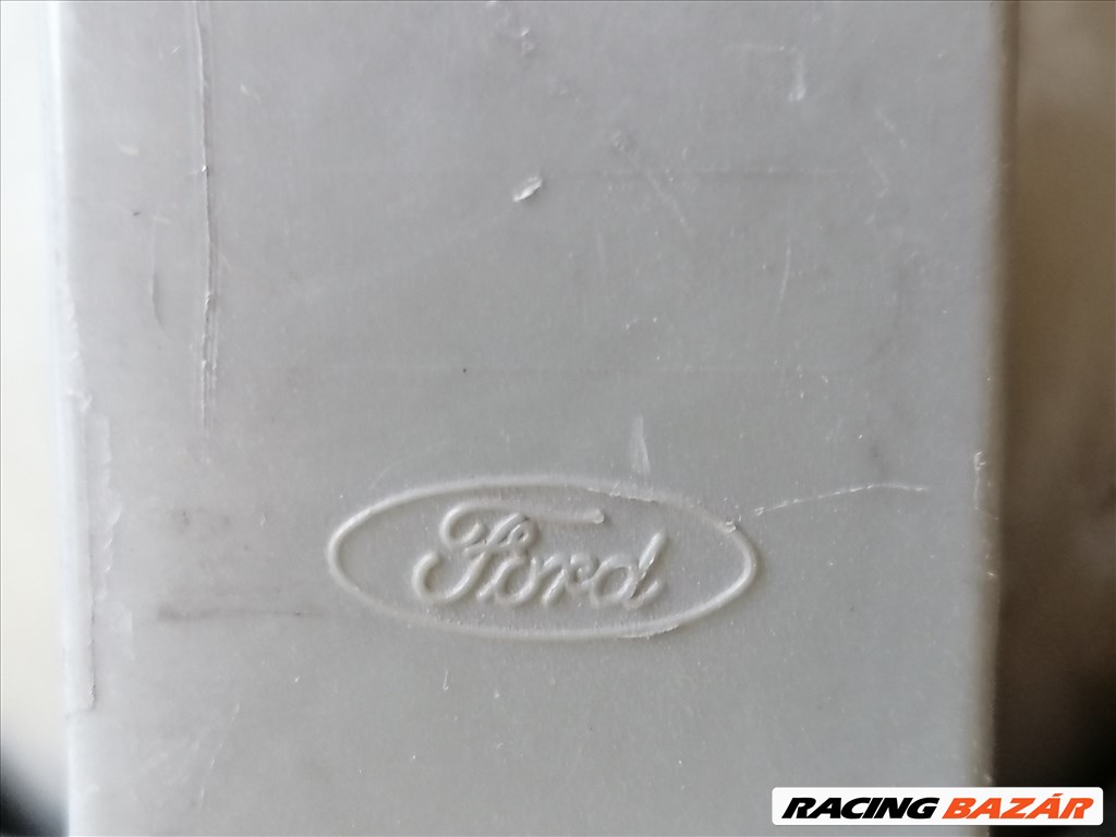 Ford Escort Mk3 Jobb hátsó lámpa  5. kép