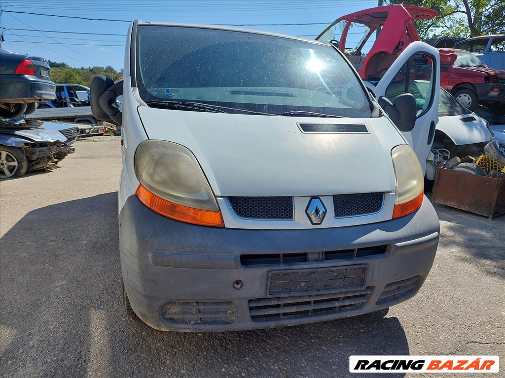 Renault Trafic II 1.9 dci bontott alkatrészei 1. kép