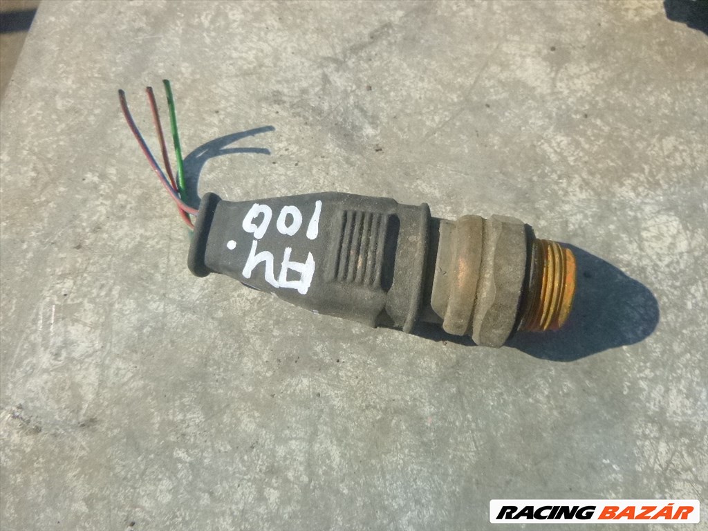 Audi 100 (C3 - 44) vízhűtő hőgomba csatlakozóval 443 959 459 A 1. kép