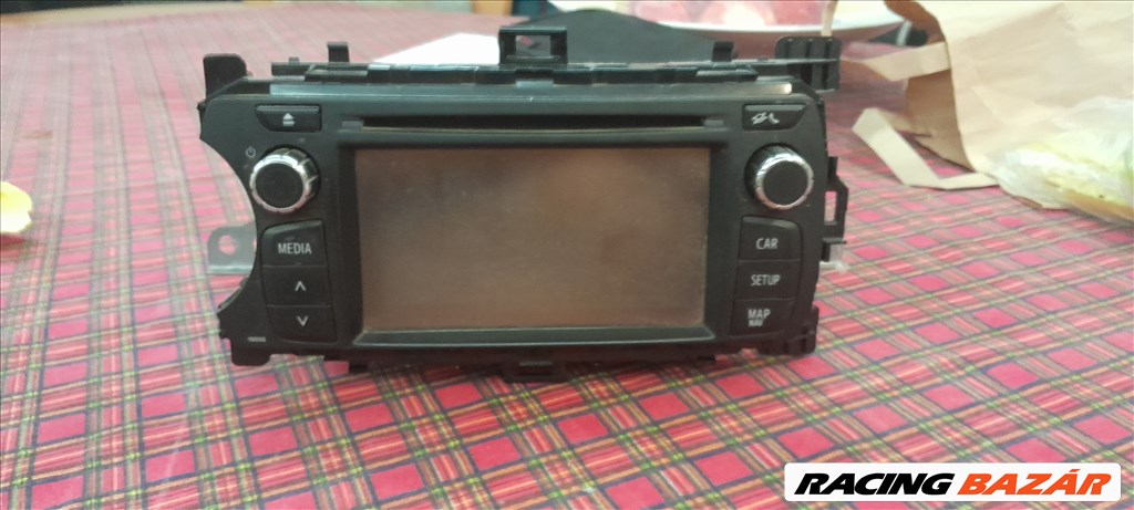 Toyota Yaris (XP130/XP150) navigációs fejegység  1. kép