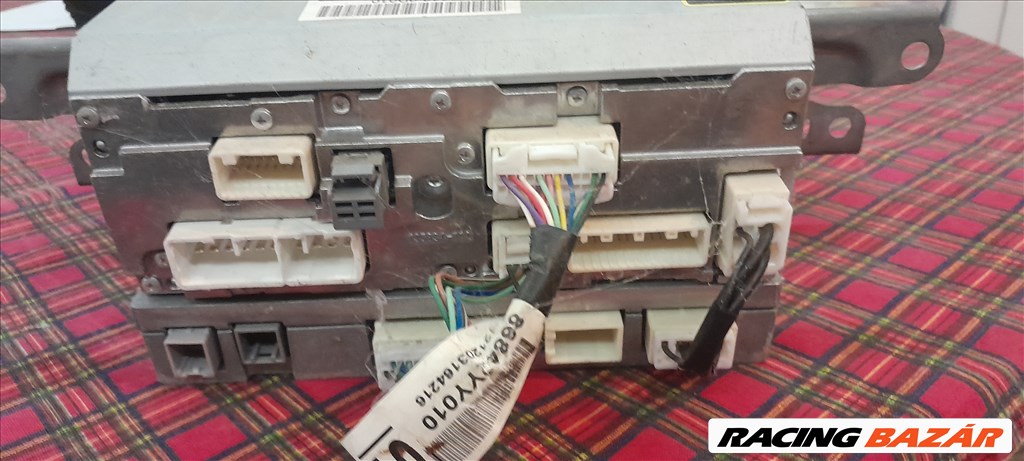 Toyota Yaris (XP130/XP150) navigációs fejegység  3. kép