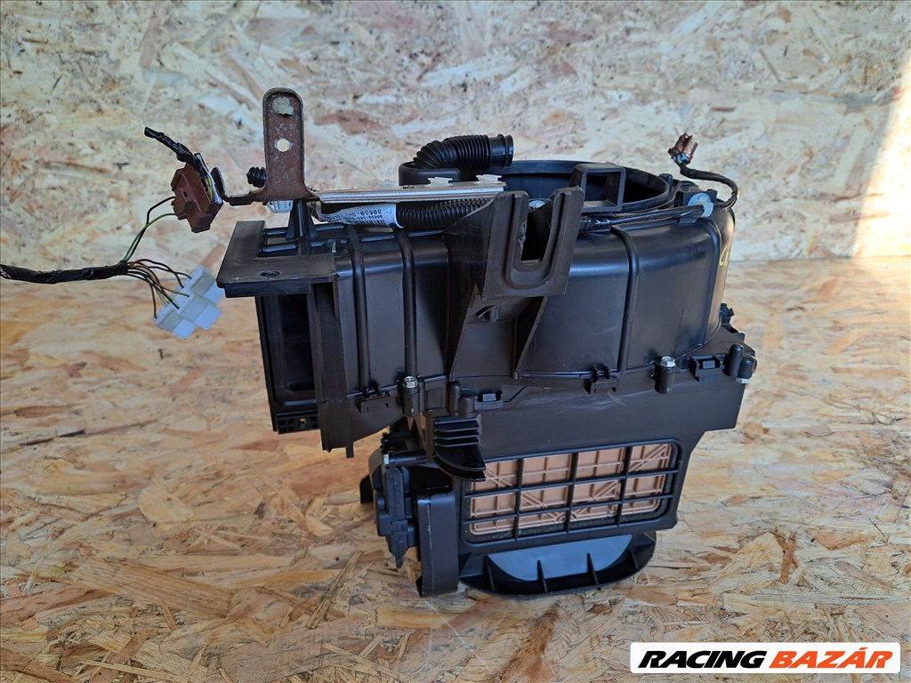 Honda Civic VII fűtés box kis része 1. kép