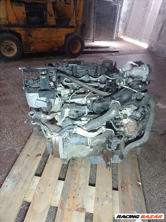 Ford Fiesta Van 1.5 TDCi Komplett motor segédbetendezésekkel motorkód: UGJC (116501) 2. kép