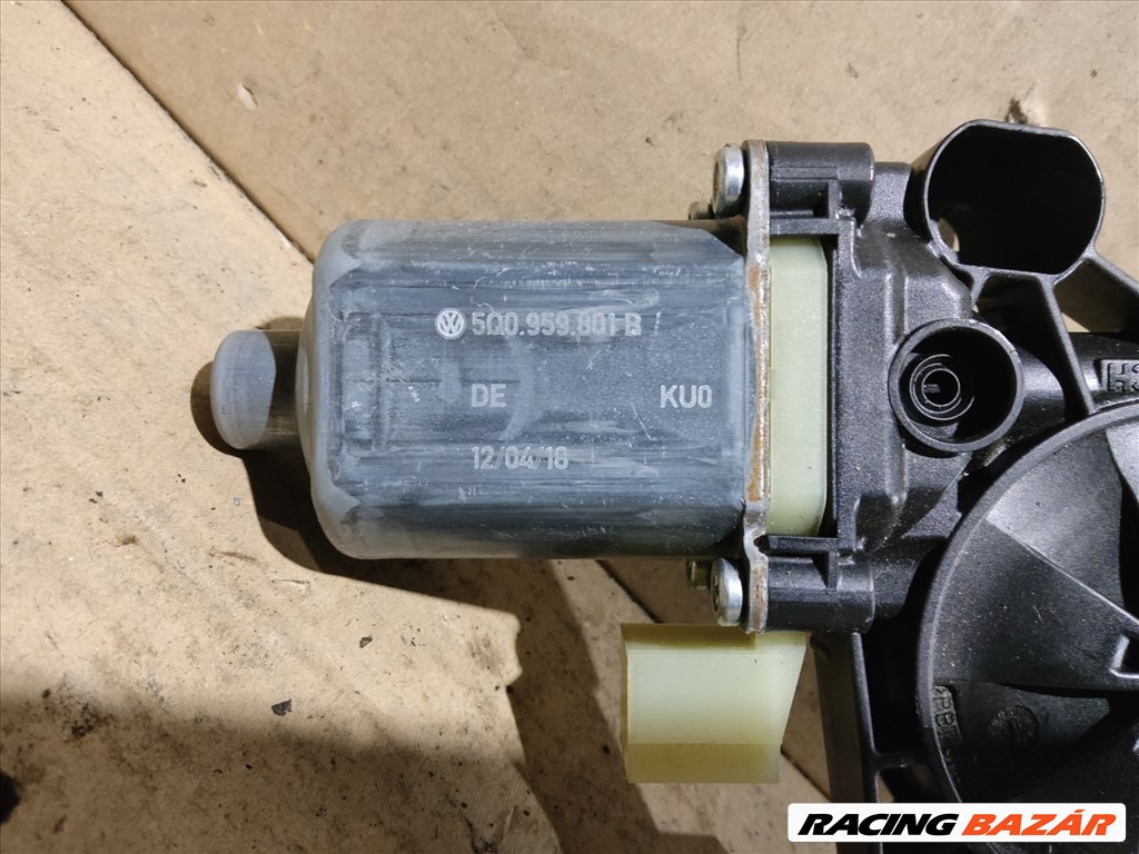 Skoda Karoq 2018- Bal első  ablakemelő motor 5Q0.959.801B 3. kép
