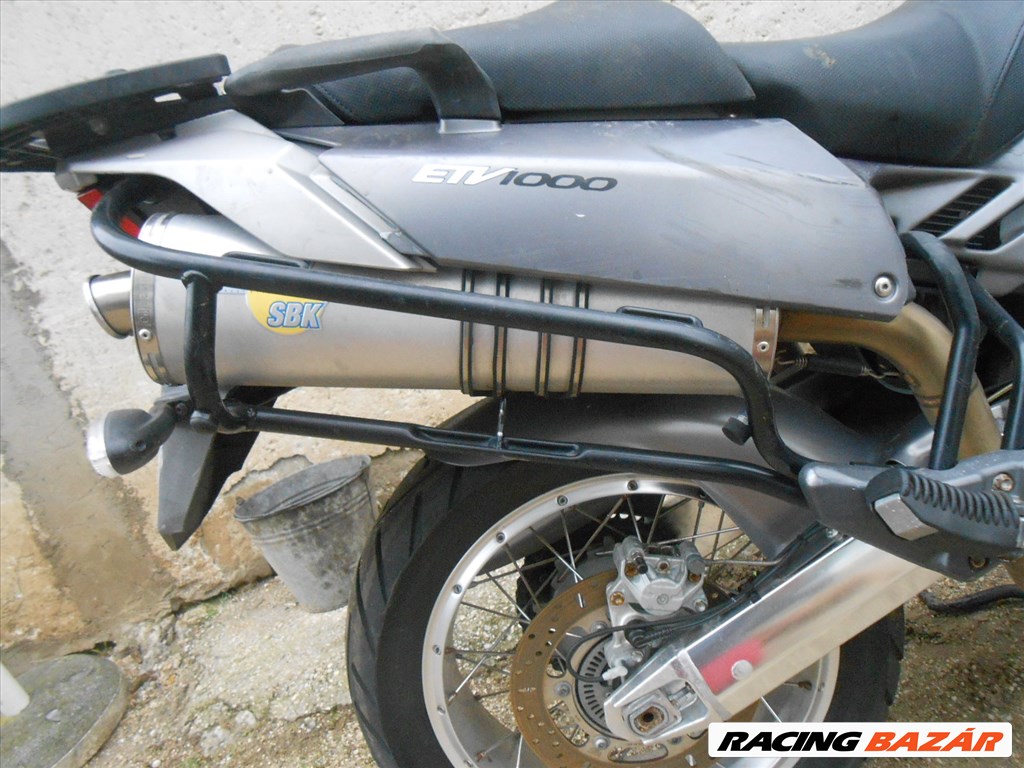 APRILIA ETV 1000 CAPONORD,ABS,2006-OS,OSZTRÁK,ENYHÉN SÉRŰLTEN BONTÓDIK TAPOLCÁN 87. kép