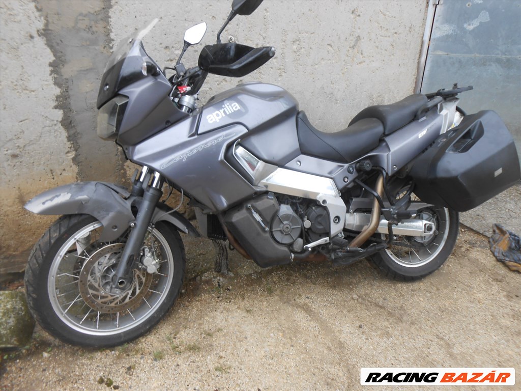 APRILIA ETV 1000 CAPONORD,ABS,2006-OS,OSZTRÁK,ENYHÉN SÉRŰLTEN BONTÓDIK TAPOLCÁN 91. kép