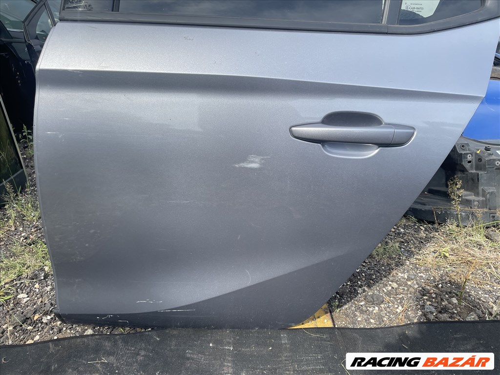 Opel Corsa F bal hátsó ajtó  2. kép