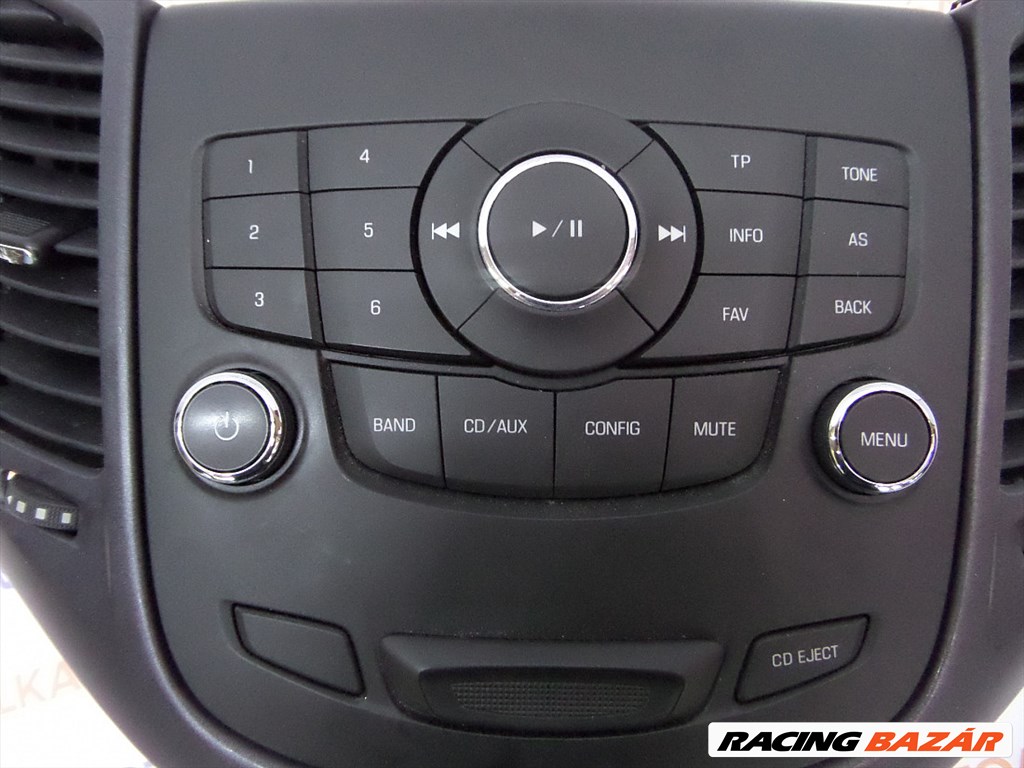 Chevrolet Cruze Eladó gyári bontott rádió, kezelő panel szép állapotban 2. kép