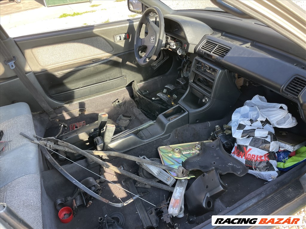 Honda Civic IV bontott alkatrészei 7. kép