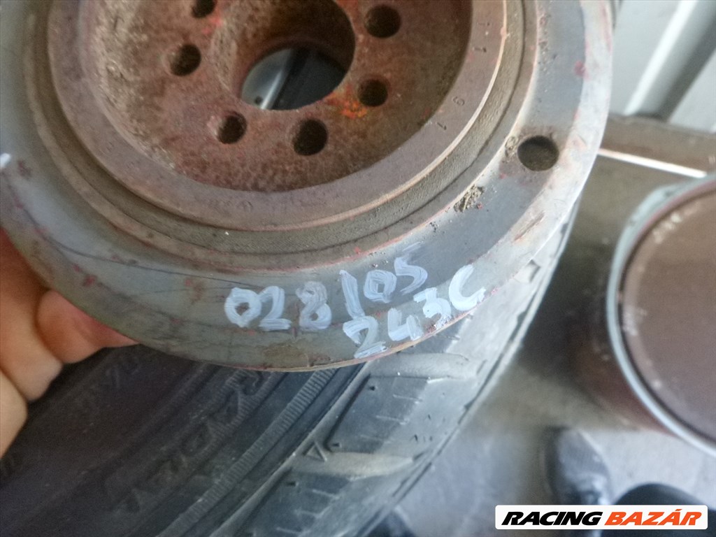 Volkswagen Passat B3 2,0 2E, főtengely ékszíjtárcsa 028 105 243 C 4. kép