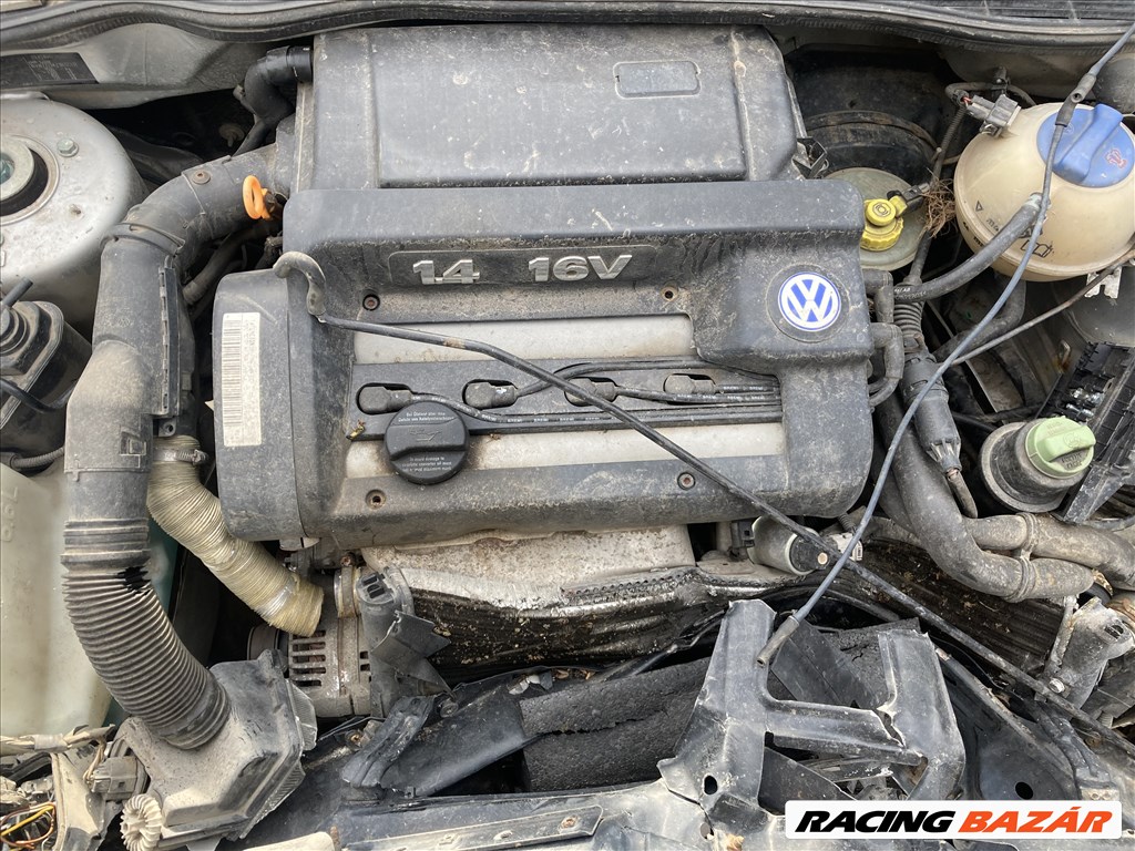Volkswagen Polo Classic 1.4i bontott alkatrészei 3. kép