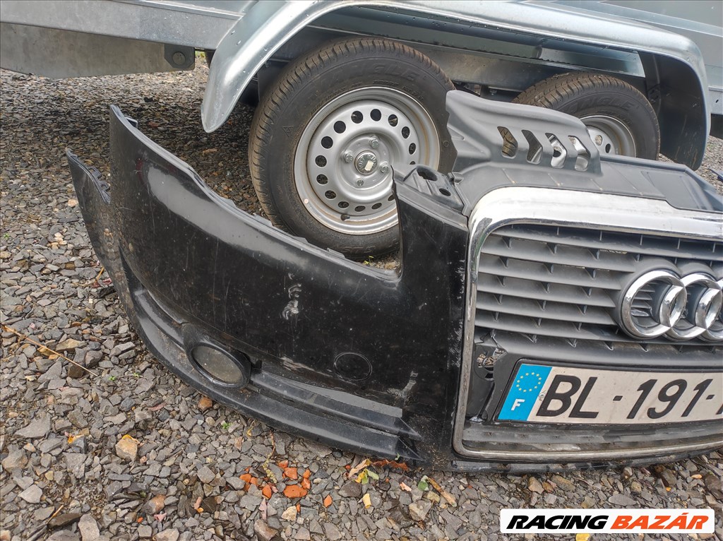 Audi A4 B7 első lökhárító  3. kép