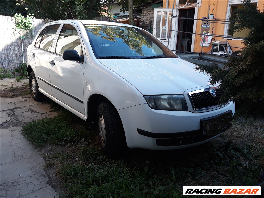  SKODA FABIA 1 1999-2007-ig karosszéria elemek Sárvédő ajtók Lámpák űlések kárpitok STB 7. kép
