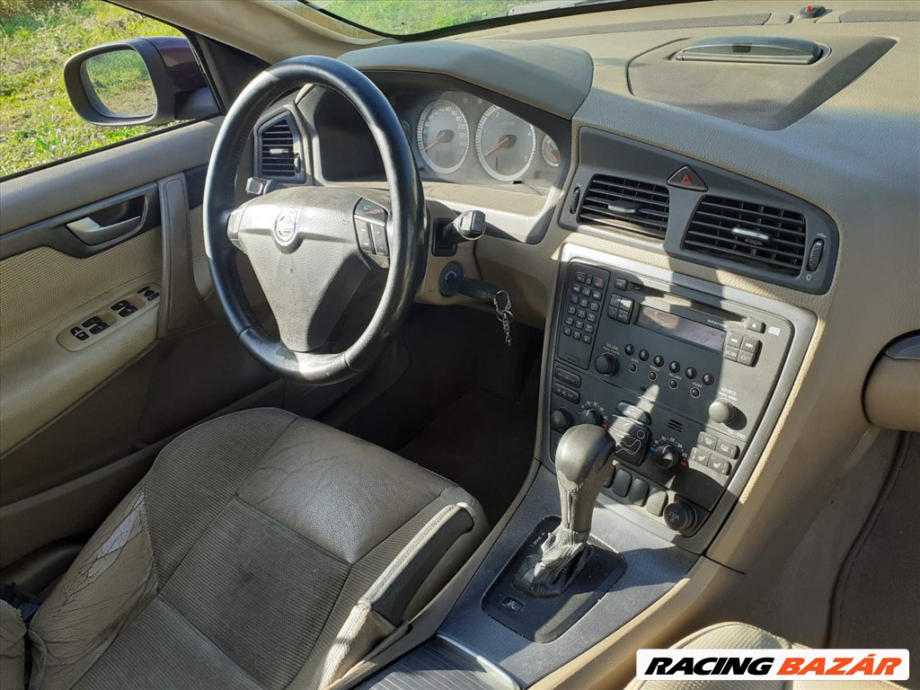 Volvo V70 (XC70 XC90 stb) D5 185LE AWD 6 seb automata (xenon, állófűtés, navi stb.) alkatrészei 16. kép