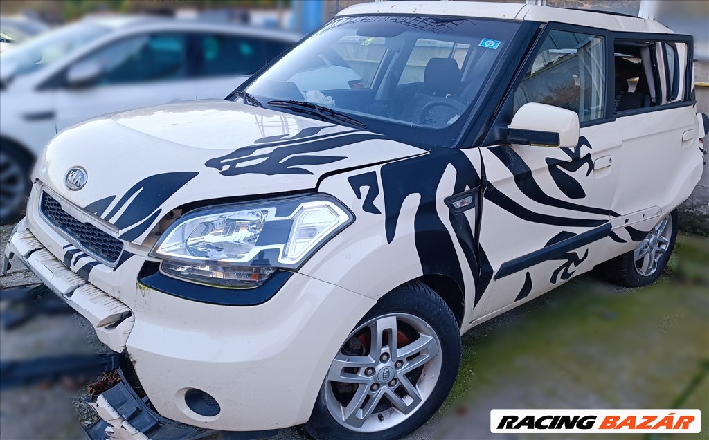 Kia Soul 1.6 CRDi D4FB Safari (AM) bontott alkatrészei 1. kép