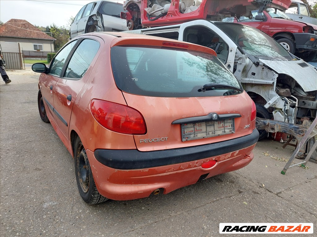 Peugeot 206 bontott alkatrészei 2. kép