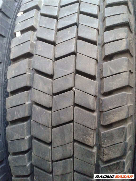235/75 R17.5 használt húzó teherautógumik 235/75R17,5 235 75 17.5 235 75r17.5 2. kép